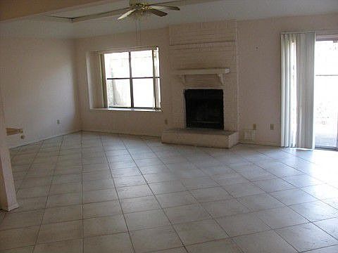 2nd image of 12914 Venice Ln