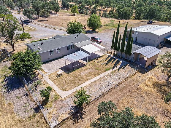3rd image of 4762 Mooreland Dr