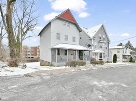 17 Olyphant Pl, Morristown, NJ