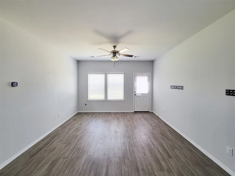 23330 Kinsfolk Dr — Photo 8