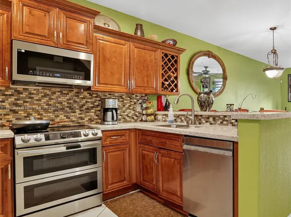 3445 NW 14th Ct, Lauderhill, FL 33311