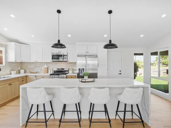 9579 Larrabee Ave, San Diego, CA 92123