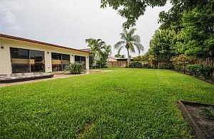 3rd image of 13 Chapel Ct