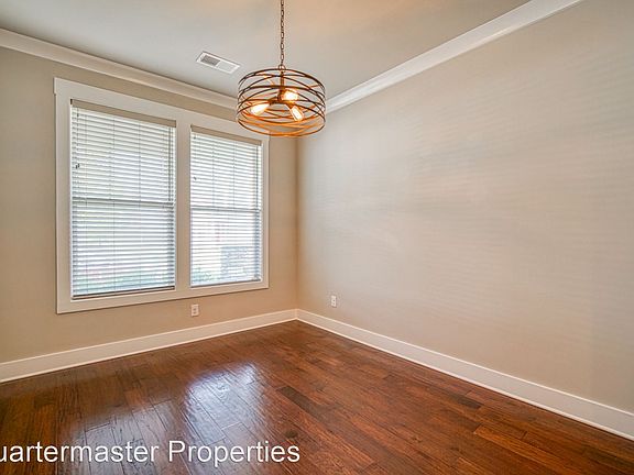 5th image of 106 Parkland Dr