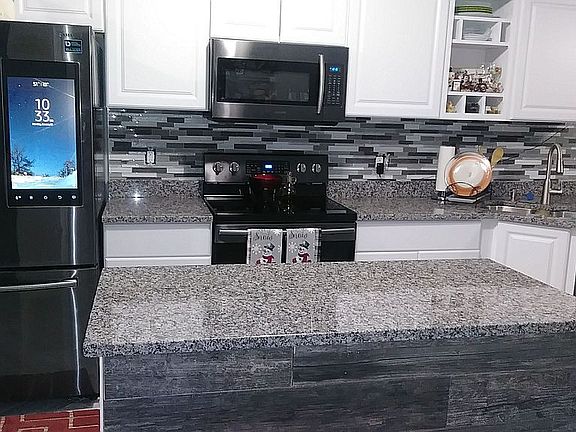 5th image of 9202 Maybury Ct