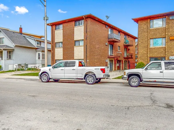 230 Circle Ave APT 5, Forest Park, IL 60130