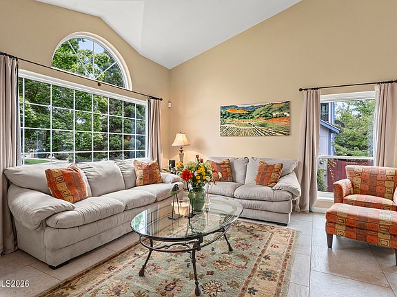 3rd image of 4588 Windcrest Dr