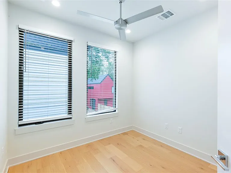 1116 Walton Ln #1 — Photo 12