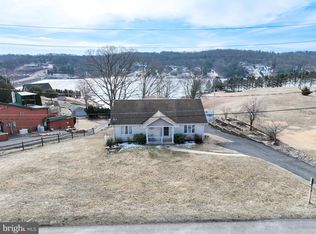 2077 Wynonah Dr, Auburn, PA 17922