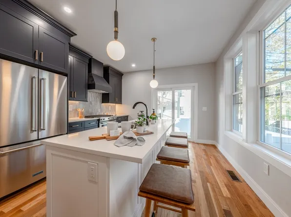 183 Fuller St Unit 2, Boston, MA 02124
