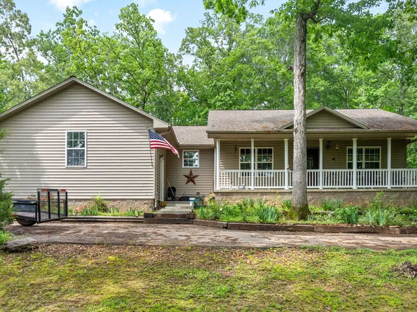 141 Graves Ln, Buchanan, TN 38222