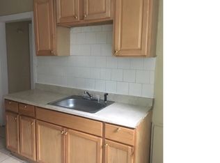 107 Kensington Ave APT 2L, Springfield, MA 01108
