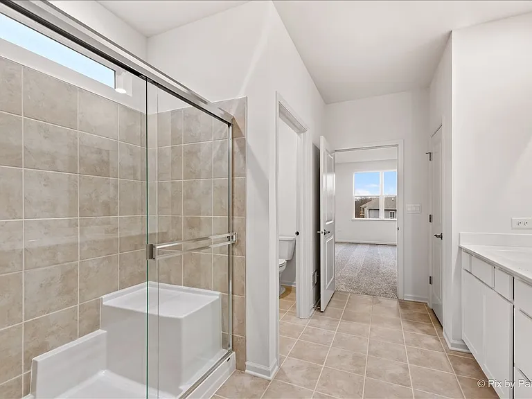 301 Westminster Ct — Photo 21