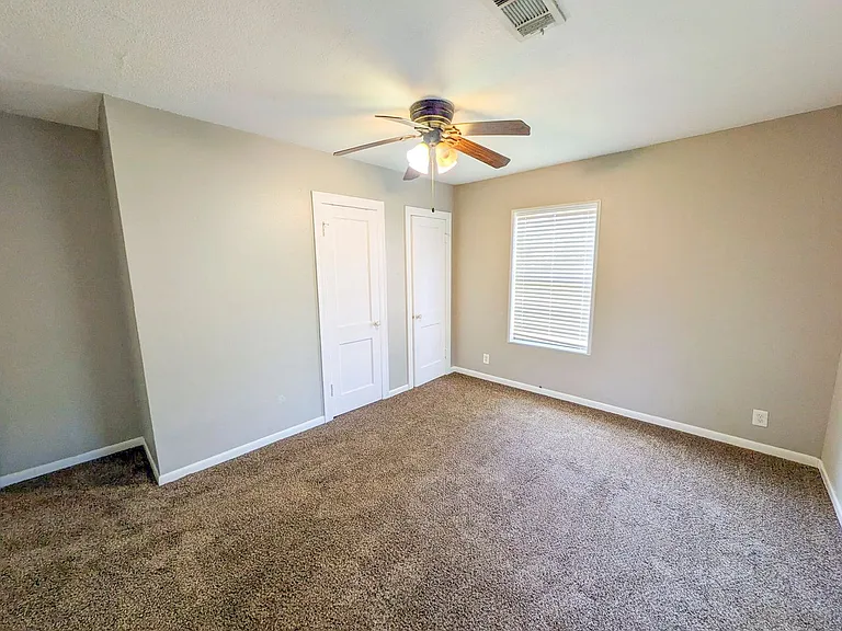 290 Hebert St — Photo 10