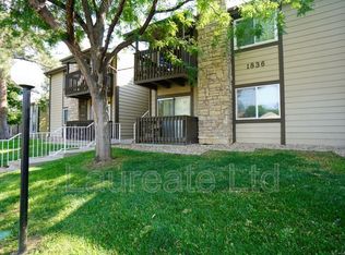 1836 S Pitkin Cir UNIT B, Aurora, CO 80017
