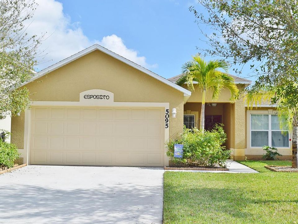 1st image of 5095 NW Fiddle Leaf Ct