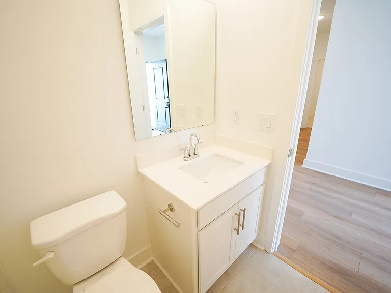128 Kingswood Cir — Photo 9