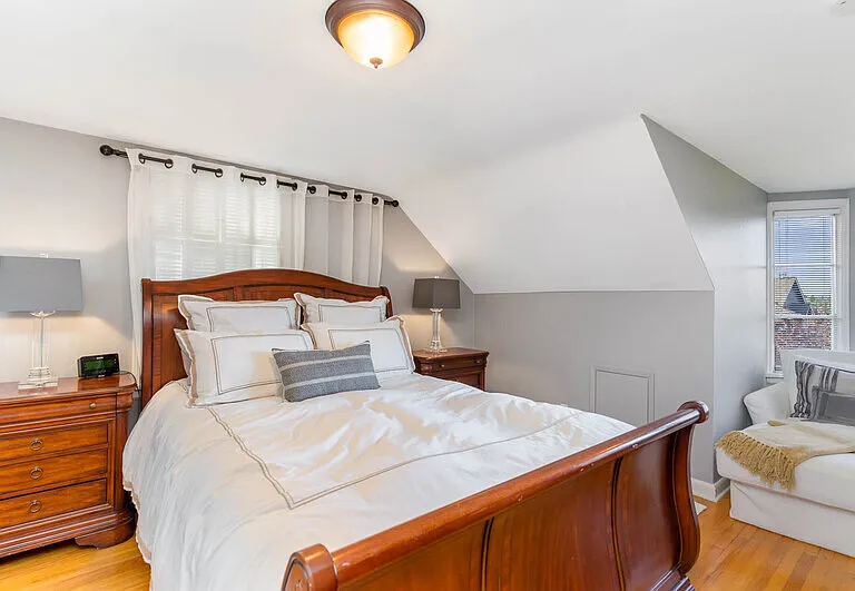 5051 Harold Pl NE — Photo 15