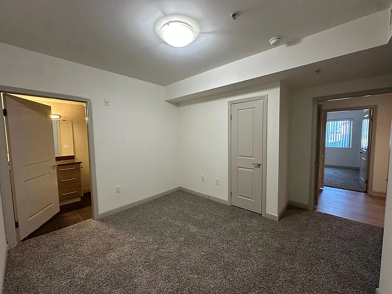 Vista Del Sol - Burbank — Photo 34