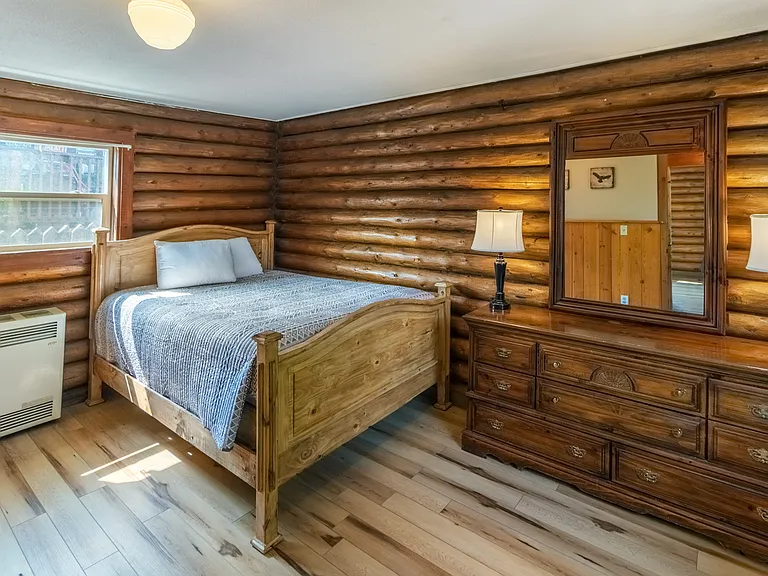 325 Vine St #6 — Photo 4