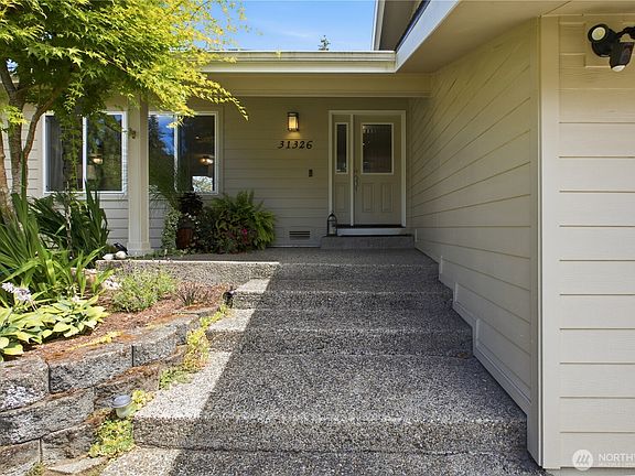 3rd image of 31326 33rd Avenue SW