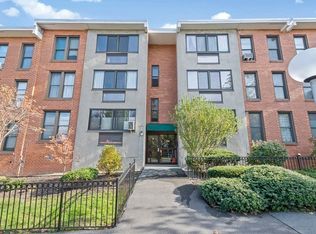 24 Juniper St APT 66, Brookline, MA 02445