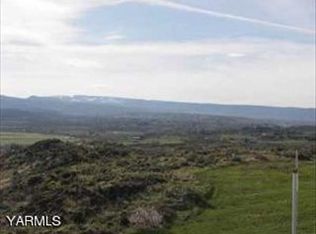 51 Zimmerman Rd, Yakima, WA 98908