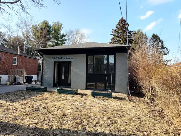 64 Dale Ave, Toronto, ON M1J 3J5