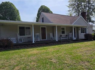 141 New St, Mount Airy, NC