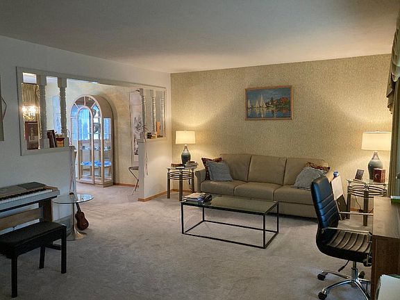4th image of 5136 Forsythe Pl
