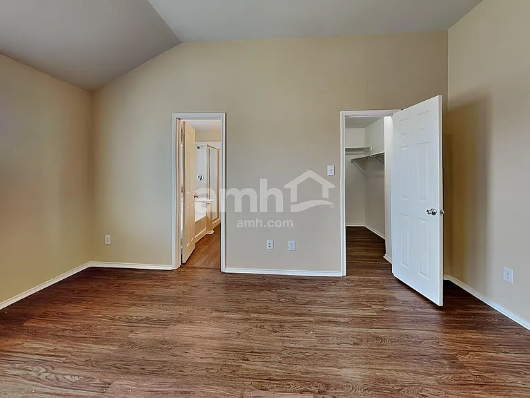 5009 Blackwood Dr — Photo 10