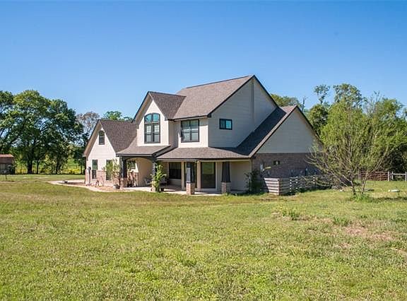 2nd image of 716 Vz County Road 2903
