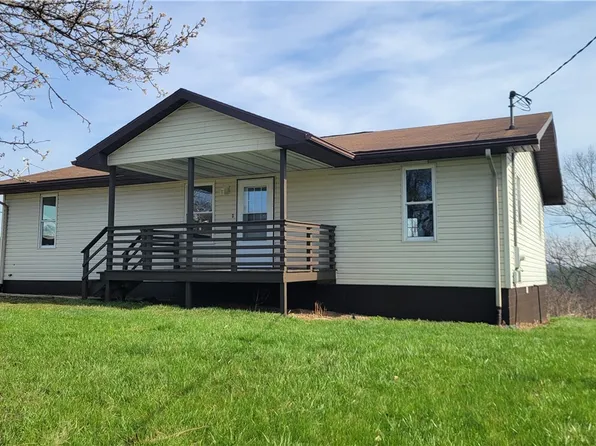 105 Woodcrest Ln, Marietta, OH 45750