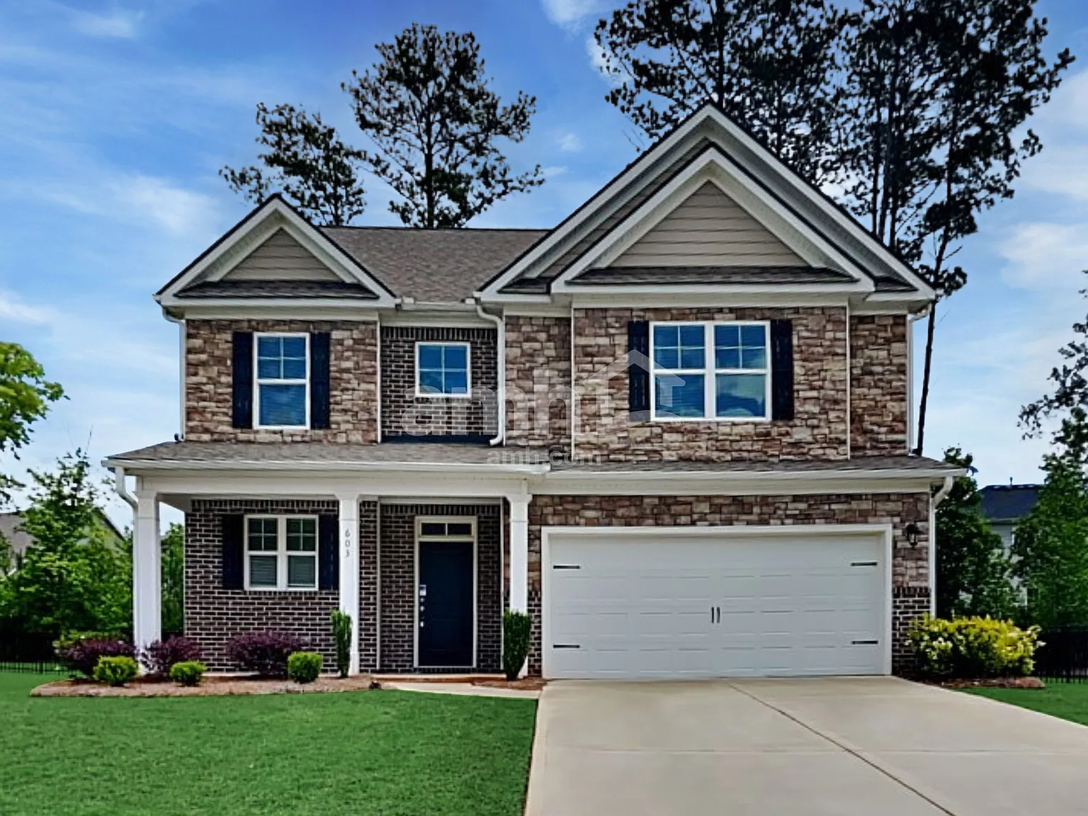 3 bed, 2.5 bath, 2040 sqft, $2,490 — Photo 1