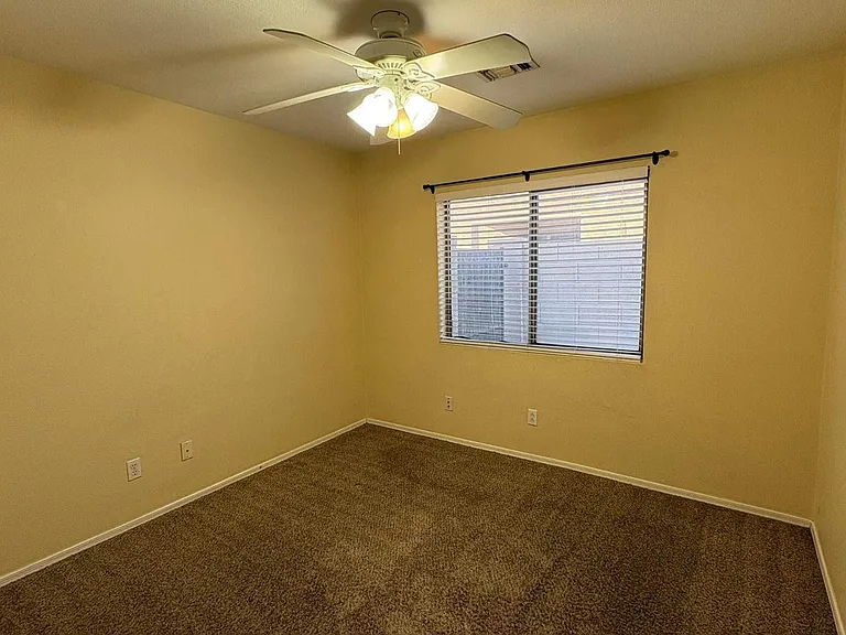 13002 W Hearn Rd — Photo 16