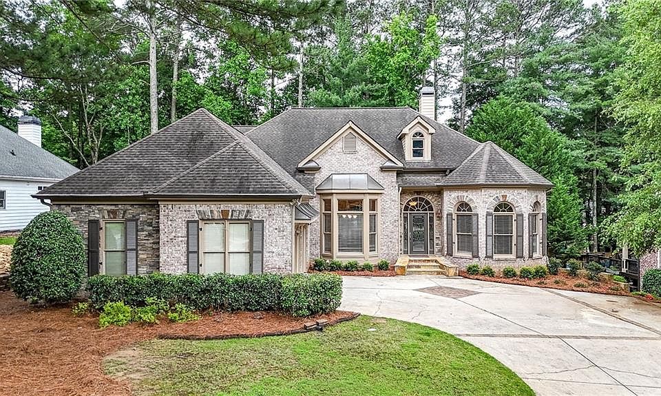 1st image of 5807 Brookstone Cir NW