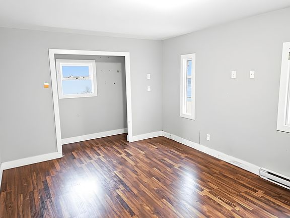 4th image of 28140 56th Ave
