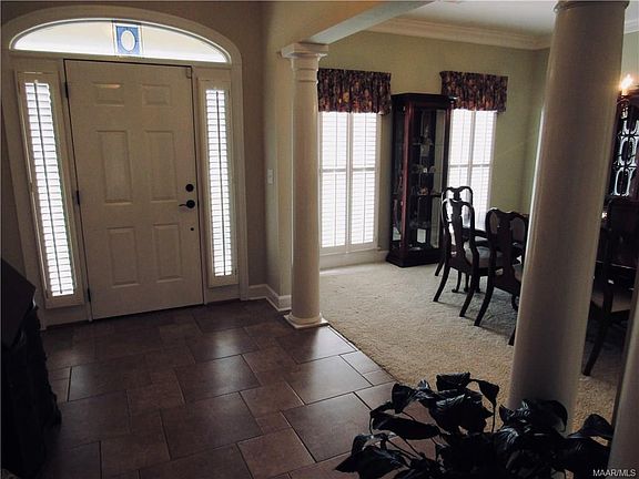 3rd image of 732 Wiltshire Dr