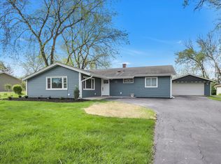 8821 Chadbourn Dr, Orland Park, IL 60462