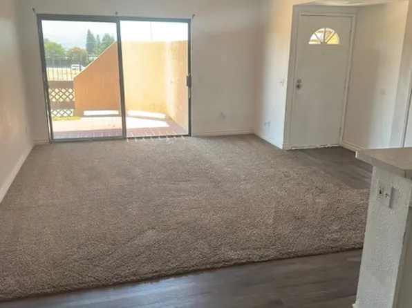 2265 Bradford Ave, Highland, CA 92346