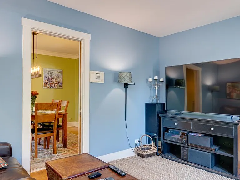 122 Central Park Ave — Photo 14
