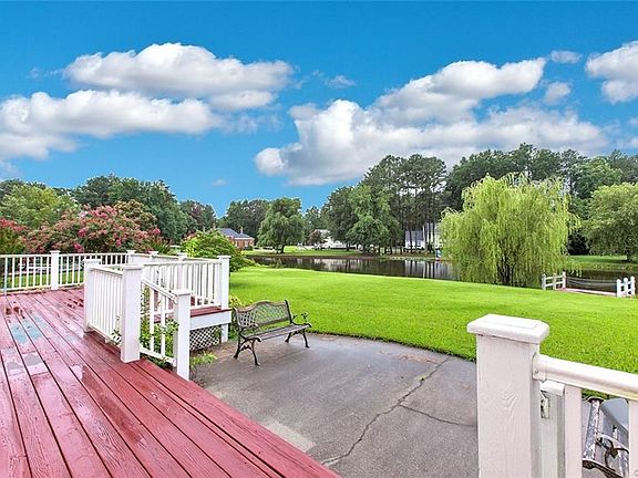 expansive deck & patio