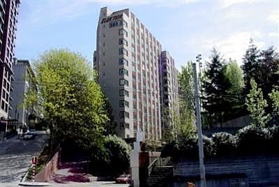 1st image of 1400 Hubbell Pl 905 #905