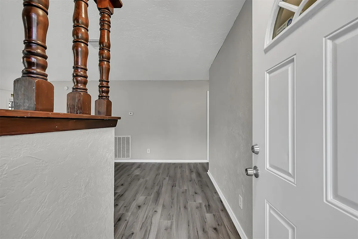 Building Photo - 29806 Lazy Ln
