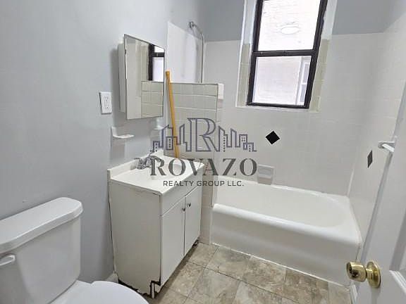 2nd image of 160 Ellis Ave APT 305
