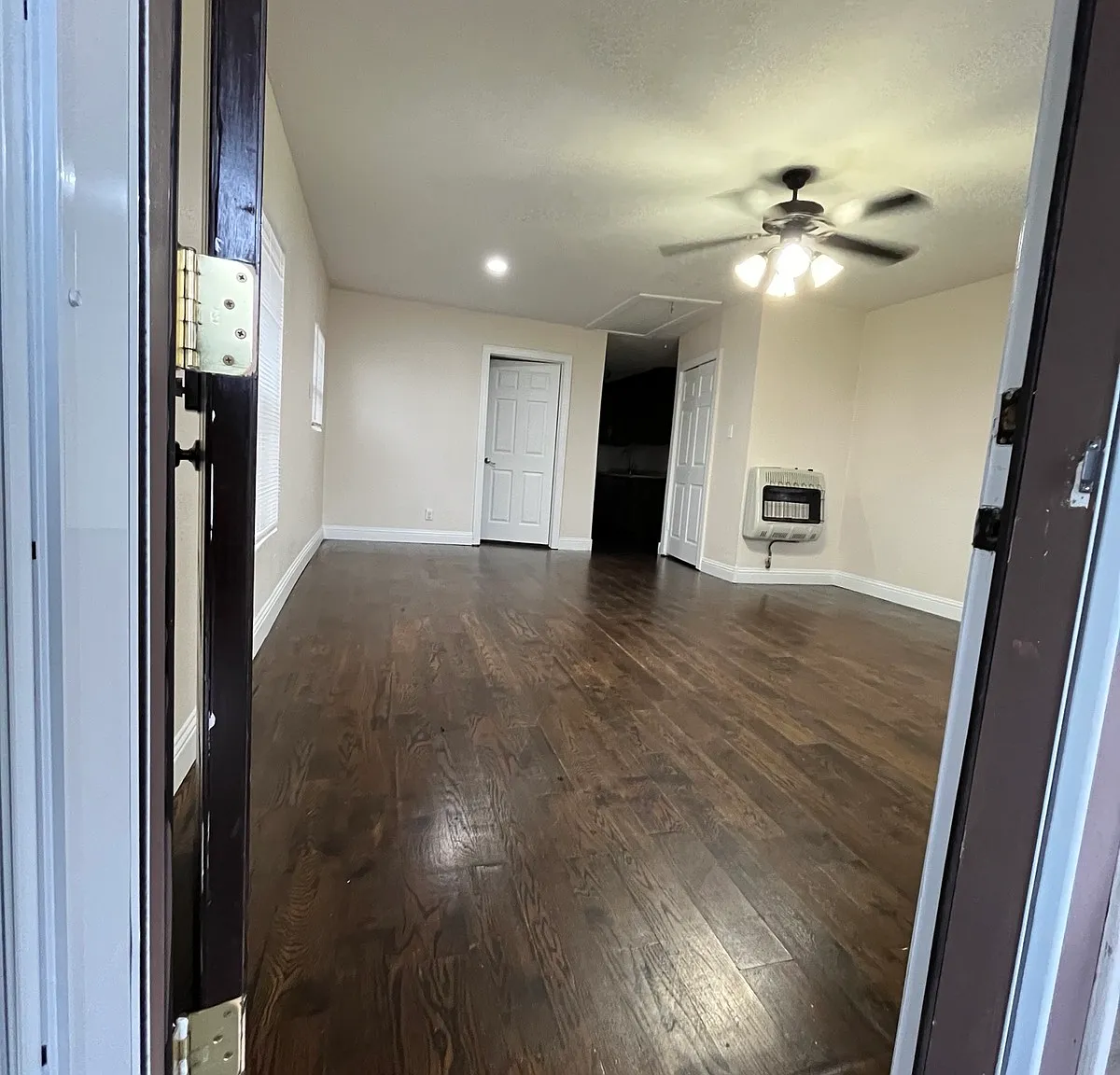 2 bed, 720 sqft, $1,250 — Photo 3