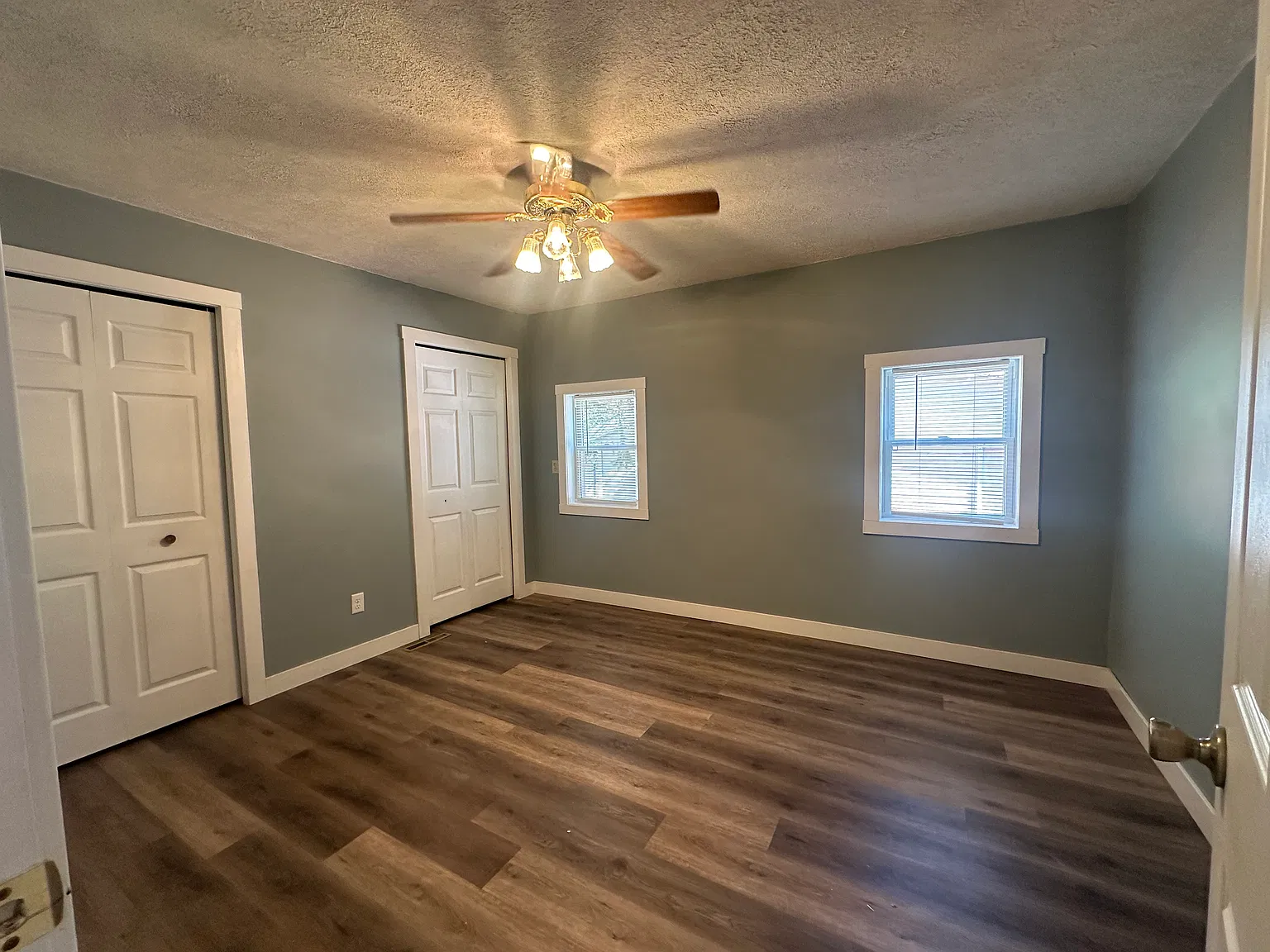 3 bed, 1176 sqft, $1,200 — Photo 4