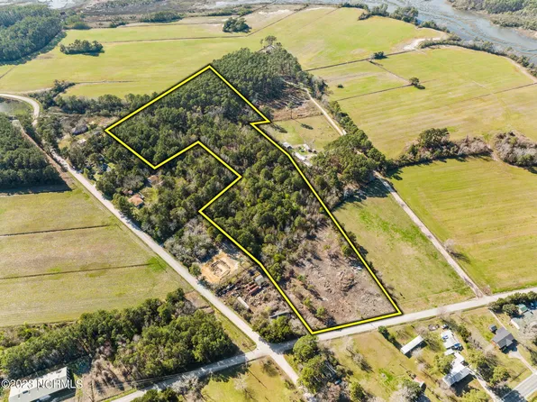 825 Russells Creek Road, Beaufort, NC 28516