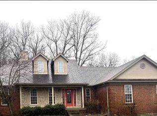 6710 Brook Terrace Dr, Louisville, KY 40228