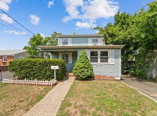 2 Joyce Pl, Hazlet, NJ 07730